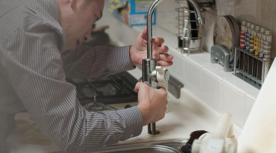 Professional emergency plumbing in Plymouth, IL